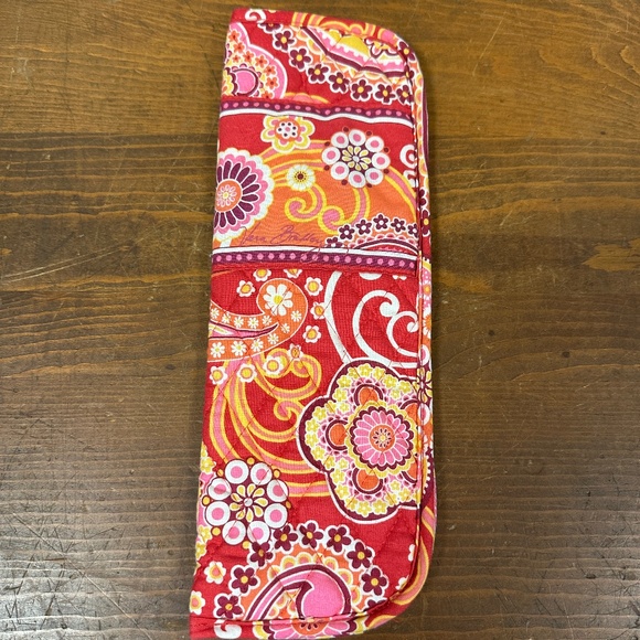 Vera Bradley Accessories :Curling Iron Cases, Eyeglass Case, Wristlet, Card Case - Picture 5 of 13